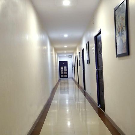 Hotel Royal Ахмедабад Екстер'єр фото
